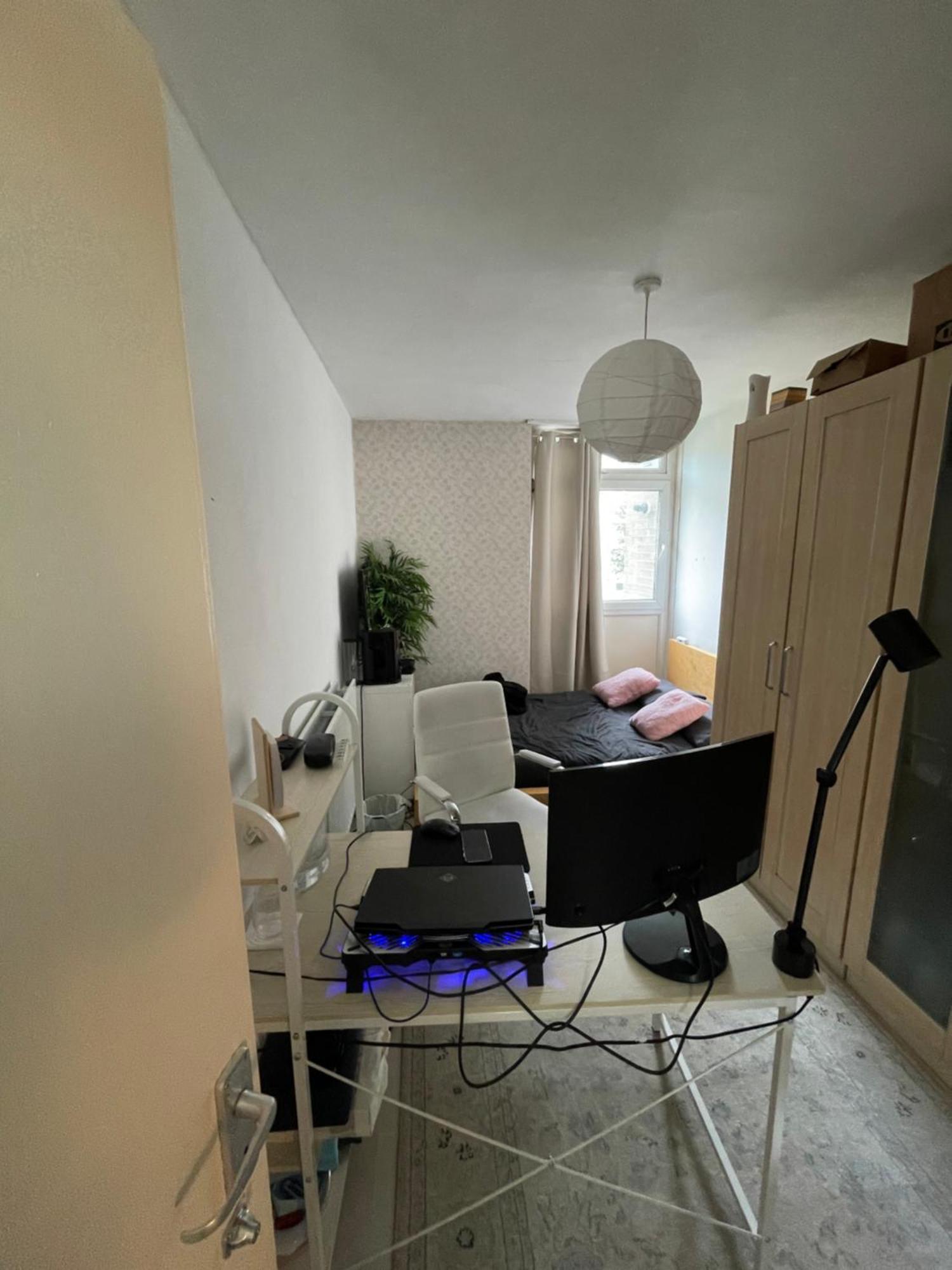 Spacious 3 Bedroom Flat In The Heart Of Shoreditch Appartement